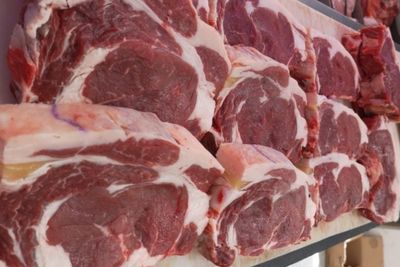 Mitos vs Fakta: Benarkah Daging Kambing Kurban Bikin Darah Tinggi?