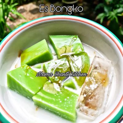 Es Bongko Lembut dan Wangi, Sajian Manis untuk Cuaca Panas
