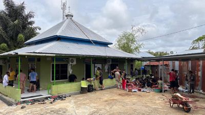Masjid Baitul Fattah Nunukan Gelar Kurban Mandiri, 140 KK Terima Daging Kurban