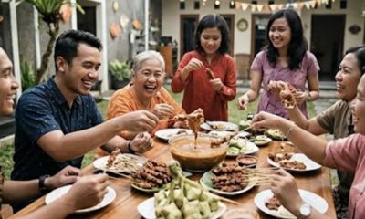 7 Puisi Singkat tentang Makan Sate Daging Kurban yang Bikin Asyik Saat Kumpul Keluarga