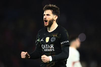 Khvicha Kvaratskhelia Optimis PSG Bisa Pertahankan Gelar Liga Champions