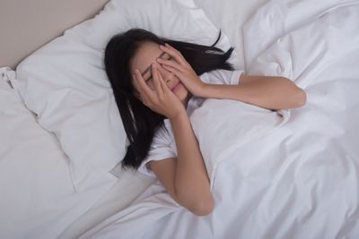 6 Penyebab Sulit Tidur Malam Terus-menerus, Ganggu Fokus dan Kesehatan