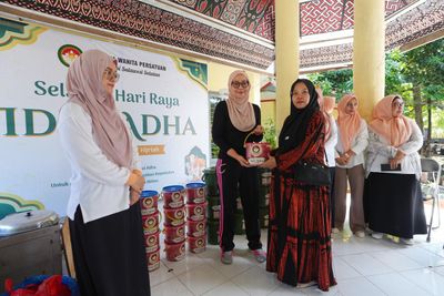DWP Sulsel Tebar Kepedulian Iduladha, Salurkan Daging Kurban ke Warga Rentan di Makassar