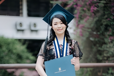 Kisah Angel, Lulusan Termuda ITB 2026 yang Raih Gelar Sarjana di Usia 20 Tahun