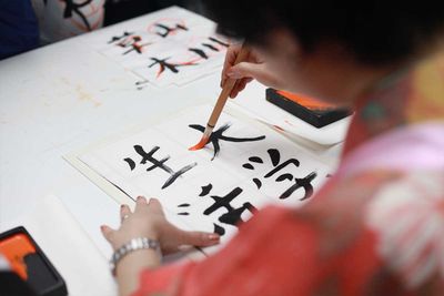 Panduan Lengkap Belajar Huruf Hiragana, Katakana, dan Romaji