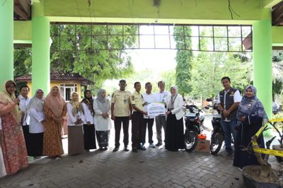 USK Serahkan Motor Baru untuk Satpam Korban Kericuhan Antar Mahasiswa