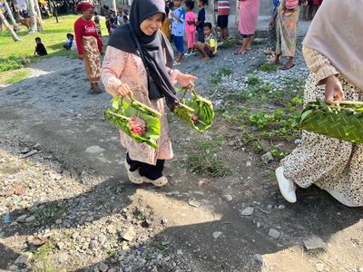 Catatan Indozone: Menembus Pelosok Maluku saat Iduladha: Desa Tanpa Internet hingga Daging Kurban Jadi Makanan Mewah Warga