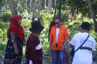 Bupati Halmahera Tengah Tinjau Pembangunan Tower Telekomunikasi di Desa Sakam dan Jembatan Darurat Kali Get