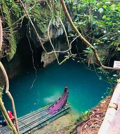 Pesona Gua Limbuhang Haliau: Surga Tersembunyi Berair Biru di Hulu Sungai Tengah