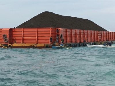 Pusat Konektivitas Maritim, Inilah Deretan Pelabuhan Tersibuk di Kalsel yang Menjadi Urat Nadi Ekonomi