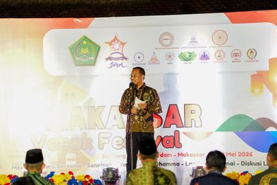 Hadiri Sannipata Waisak 2026, Gubernur Sulsel Perkuat Pesan Toleransi dan Kebersamaan