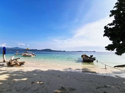 Pantai Klara, Destinasi Wisata Bahari Favorit di Lampung