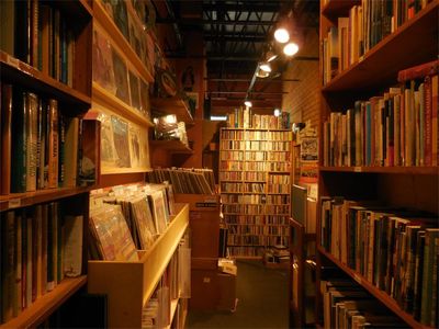 Hemat Anggaran, Ini Daftar Toko dan Kawasan Buku Bekas Terlengkap di Jambi