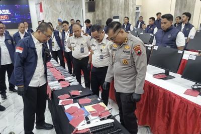 Polda Jateng Tetapkam 11 Sindikat dalam Penipuan Daring Bermodus Asmara dan Investasi