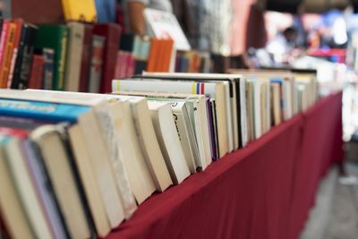 Masih Ada yang Bertahan, Ini Tempat Mencari Buku Lawas dan Buku Bekas di Kendari
