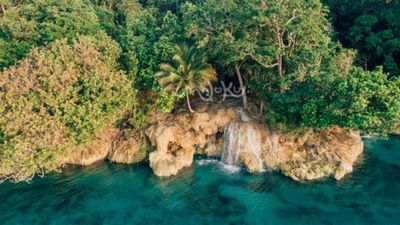 Air Terjun Harangur, Keajaiban Alam Eksotis di Kei Besar yang Mengalir Langsung ke Laut