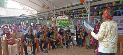 Dari Bentang Batik hingga Angklung, Ratusan Lansia Unjuk Kreativitas di HLUN 2026