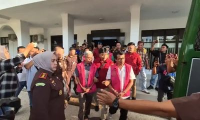 Dua Mantan Kadis DLH Lombok Tengah Jadi Tersangka Dugaan Korupsi Pengadaan Dump Truck