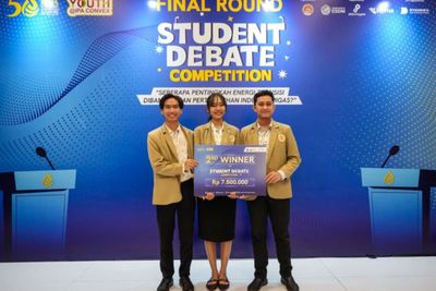 Mahasiswa Saintek UGM Raih Juara 2 Debat Energi di IPA Convex 2026, Ungguli Dominasi Mahasiswa Soshum