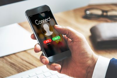 Android Kini Bisa Deteksi Penipu yang Nyamar Jadi Kontak Kamu
