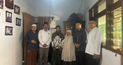 Kemenhaj Kabupaten Probolinggo Takziyah ke Keluarga Dua Jamaah Haji Wafat