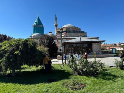 Selain Mekkah dan Madinah, Ini 7 Destinasi Wisata Religi Muslim Paling Menakjubkan di Dunia!