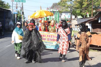 Festival Teluk Stabas VI Resmi Digelar 5 Hari di Pesisir Barat, Angkat Pesona Budaya & Wisata ke Kancah Global