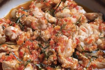 Cuma Pakai Bahan Sederhana, Ayam Pedas Daun Jeruk Ini Rasanya Mirip Masakan Restoran