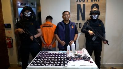 Polda Metro Tangkap Peracik Cartridge Vape Mengandung Tembakau Sintetis di Bekasi
