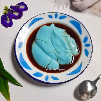 Bubur Sumsum Telang Kuah Kinca, Perpaduan Manis dan Lembut yang Pas