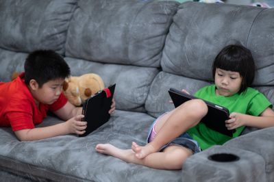 Apa Itu PP Tunas? Aturan Komdigi untuk Melindungi Anak di Ruang Digital