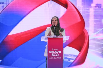 Meutya Hafid: Keberhasilan AI Tak Hanya Soal Teknologi, Tapi Juga Keamanan Data
