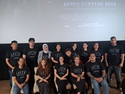 Rilis Trailer dan Poster, Intip Bocoran Kengerian Film Lastri: Arwah Kembang Desa