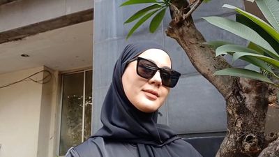 Dicecar Puluhan Pertanyaan Kasus Hanania Travel, Paula Verhoeven Serahkan Bukti Ini ke Polisi