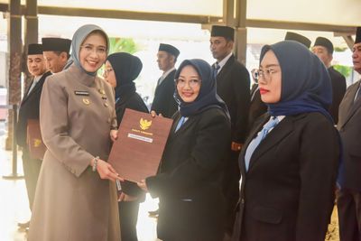 Bupati Lumajang Lantik 163 Pejabat, Tekankan Pemerataan Pendidikan dan Pelayanan Publik Berkualitas