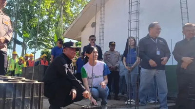 Dua Ruang Kelas Baru di Garut Dibangun dari 15 Ton Sampah Plastik Residu