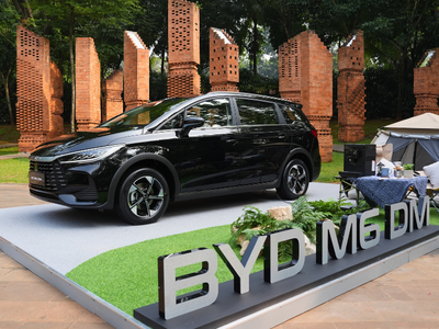 BYD M6 DM Resmi Dijual, Segini Harga Varian Termurahnya