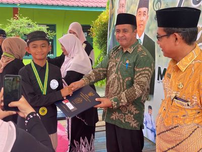 MIN 8 Aceh Selatan Lepas 37 Siswa Kelas VI, Kelulusan Capai 100 Persen