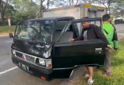 Melawan Petugas Saat Akan Diringkus, Kawanan Pencuri Mobil Box Dilumpuhkan