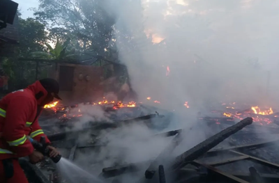 Dua Rumah di Demak Terbakar Akibat Korsleting Listrik, Kerugian Capai Ratusan Juta