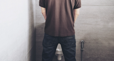 Jangan Sepelekan! Menunda ke Toilet Saat Bekerja, Bisa Picu Masalah Kesehatan