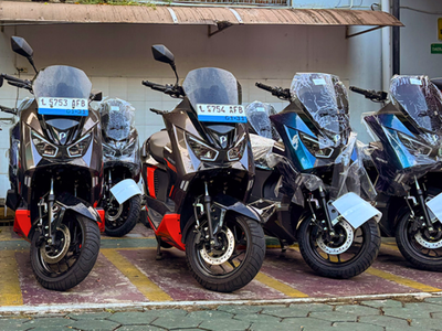 PLN Borong 500 Motor Listrik Polytron, Target Pangkas Emisi 28 Ribu Ton