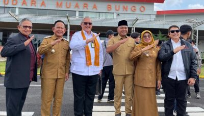 Saksikan Pendaratan dan Penerbangan Perdana Batik Air di Bungo, Wabup Apri Khafidh: Babak Baru Konektivitas Daerah