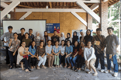 Telkom University Dukung Transformasi Digital Kampung Adat Cireundeu via Pelatihan Website
