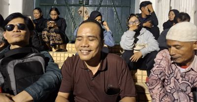 Ragam Cerita Peserta Mubeng Beteng Jogja Saat Satu Suro 2026 : Ada Atlet Gateball Tuna Netra Hingga Anak Muda Pemburu Makna