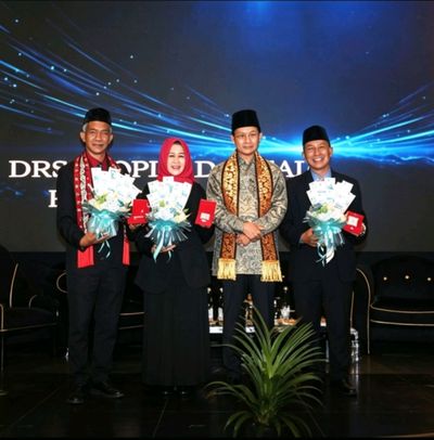 Harumkan Nama Aceh Tengah, Nopia Dorsain Terima Penghargaan Nasional dari Menteri Agama RI