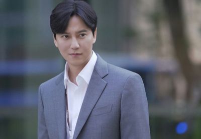 Kim Nam Gil Jadi Bankir di Drakor Pendek Usai Tolak Teach You a Lesson