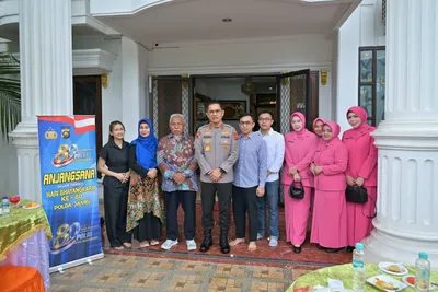 Sambut Hari Bhayangkara ke-80, Kapolda Jambi Gelar Anjangsana ke Kediaman Purnawirawan Polri