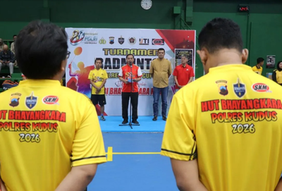 Polres Kudus Gelar Turnamen Bulutangkis Bareng PWI dan IJTI