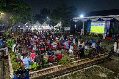 Nobar Piala Dunia 2026 di PKOR Way Halim Diserbu Warga, UMKM Ikut Terdongkrak